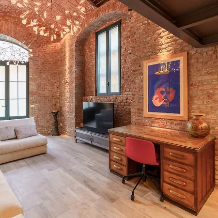 Moon-emme Loft Апартаменты *