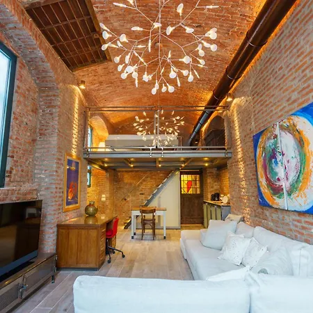 Moon-emme Loft *